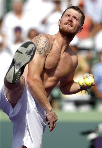 andy murray shirtless. Jr. upset Andy Murray with