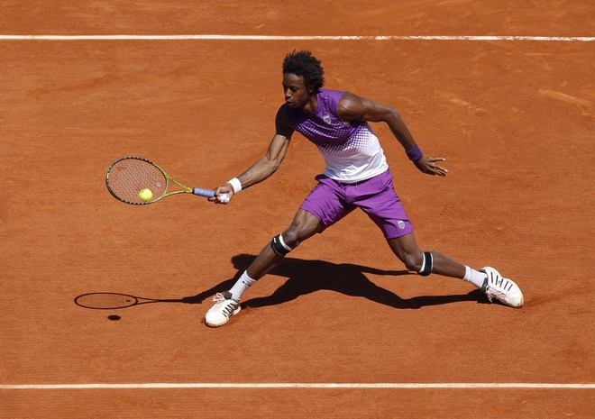gael monfils shirtless. seed Gael Monfils booked a